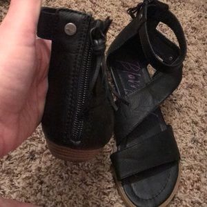 Blowfish black ankle strap sandals 8